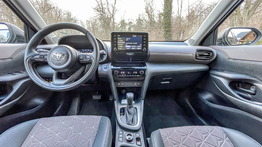 Toyota Yaris Cross 1,5 Hybrid Dynamic Force...