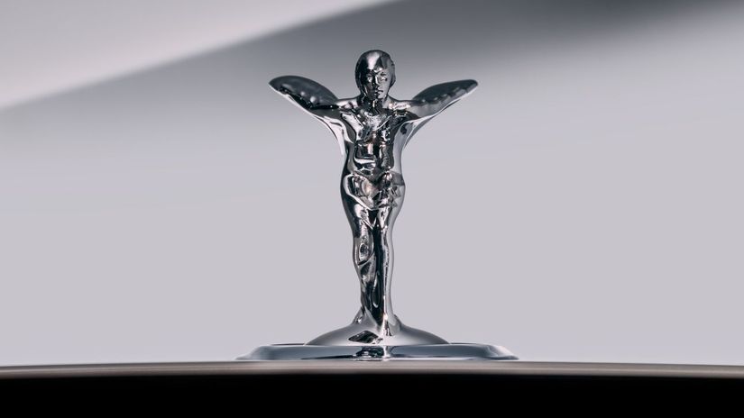 Vynovený symbol je menší a aerodynamickejší....