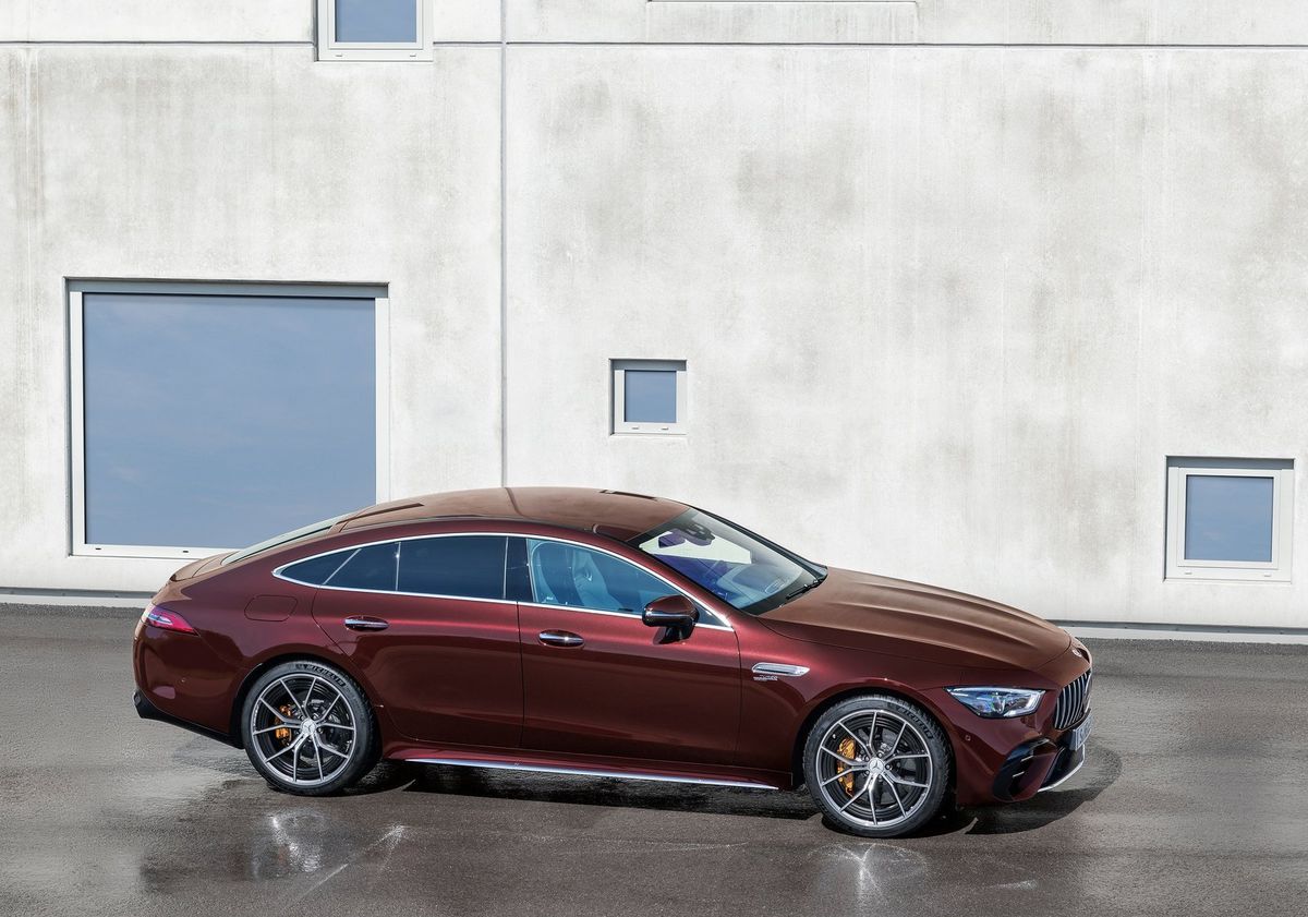 Mercedes-Benz AMG GT - 4-dverové kupé