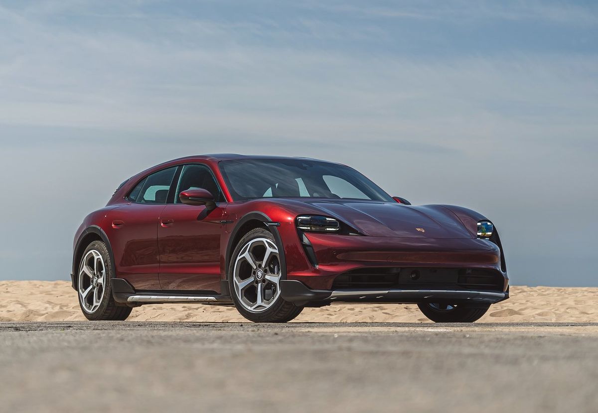 Porsche Taycan 4 Cross Turismo
