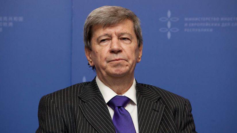 Eduard Kukan (82)