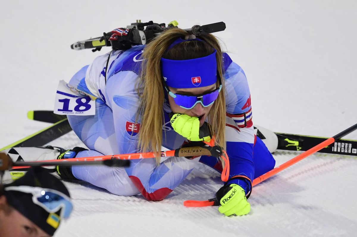 Paulína Fialková v cieli šprintu žien na 7,5 km...