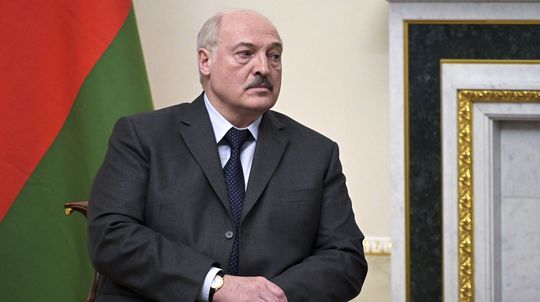 Bielorusi hlasujú o ústave, opozícia označila referendum za nezákonné