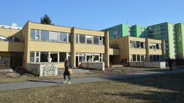 Búranie bývalej školy v Piešťanoch