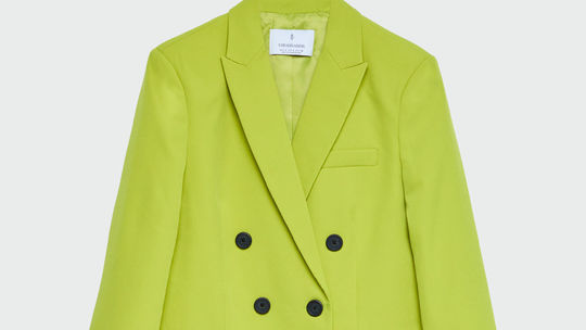 Dámske sako s dvojradovým zapínaním...