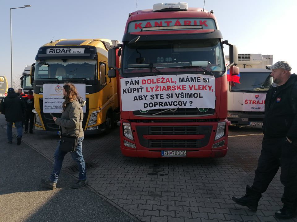 Protest autodopravcov v Bratislave
