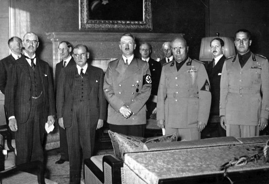 Adolf Hitler, Mníchovská dohoda