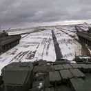 Bielorusko Rusko  cvičenia armáda tanky