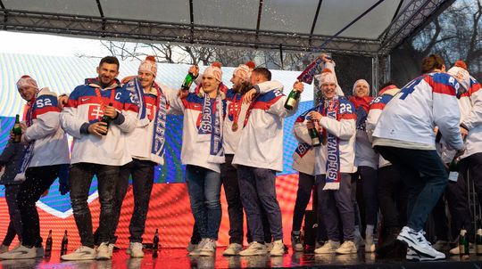 PODCAST: Oslava hokejistov: Vzácna príležitosť na radosť, tešili sa fanúšikovia