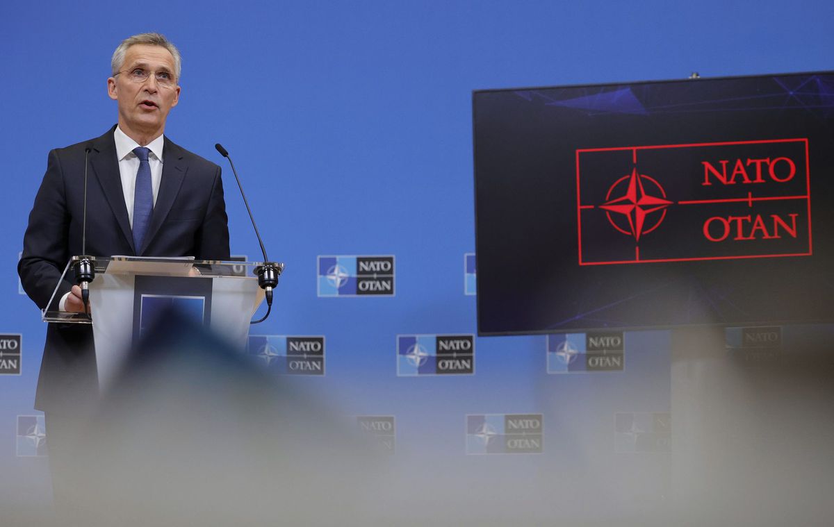 Generálny tajomník NATO Jens Stoltenberg počas...