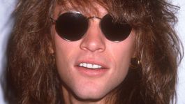 Jon Bon Jovi, 1990