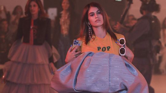 Topmodelka Kaia Gerber na prehliadke značky...