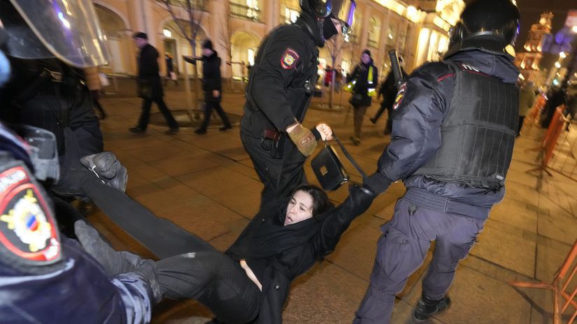 Rusko Ukrajina svet vojna protesty zadržaní