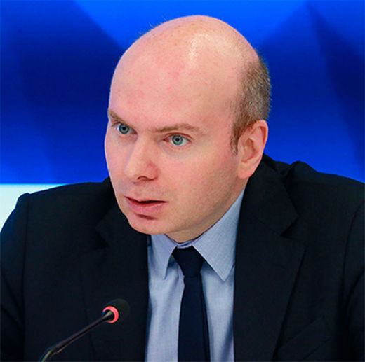 Sergej Utkin, expert na medzinárodné vzťahy z...