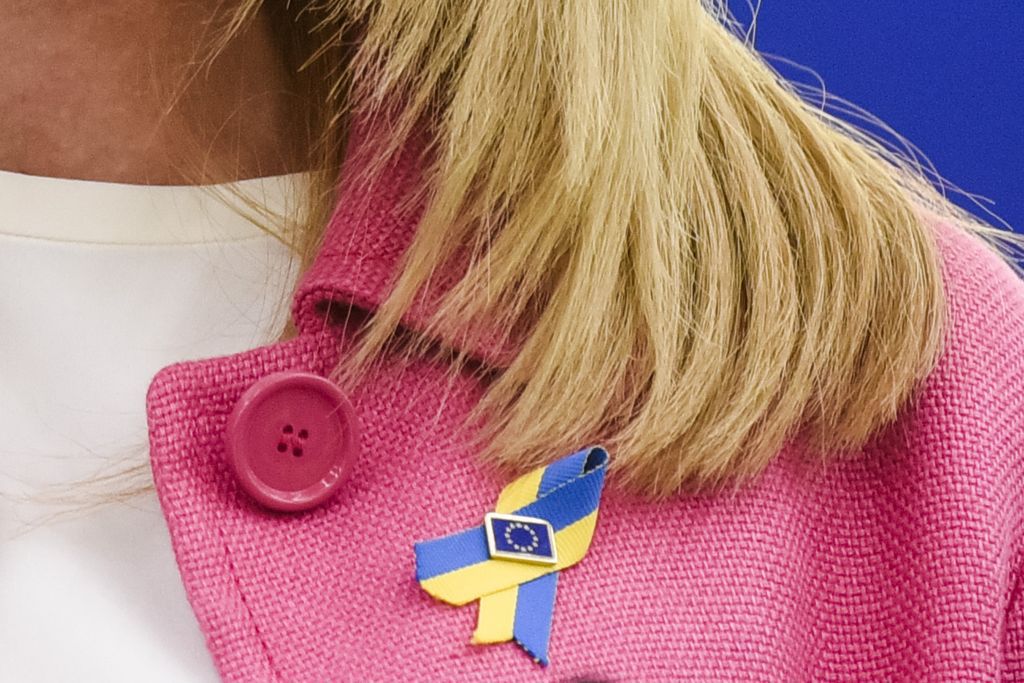 Francúzsko, deň žien, stužk, Ukrajina, EÚ