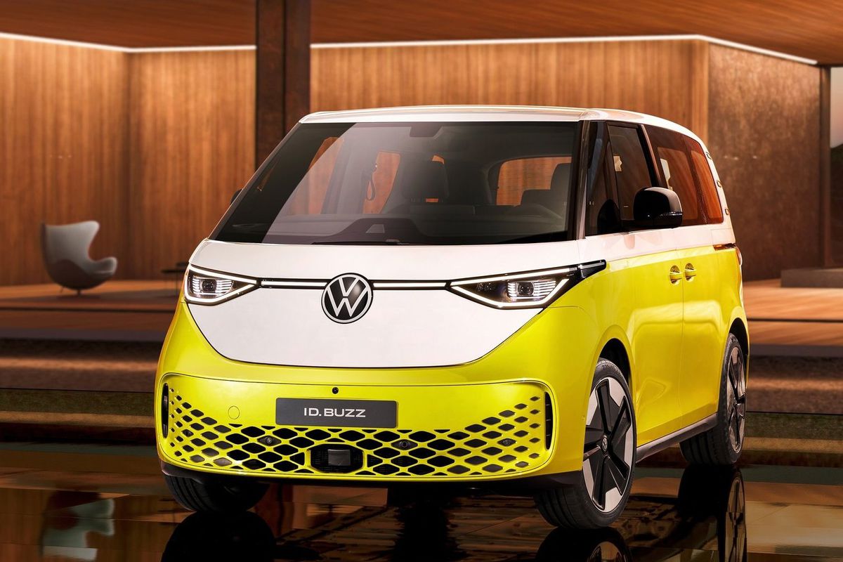 VW ID. Buzz nezaprie inšpiráciu historickou...