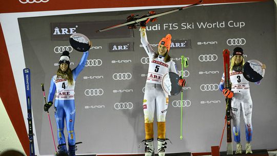 Vainqueur Petra Vlhová (mercredi) au plus haut ...