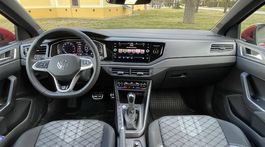 Volkswagen Taigo R-Line 1.0 TSI (2022)