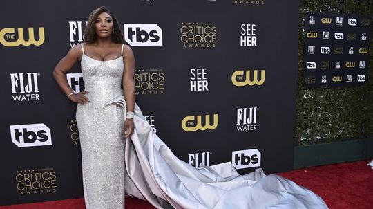 Tenistka Serena Williams v šatách z dielne...