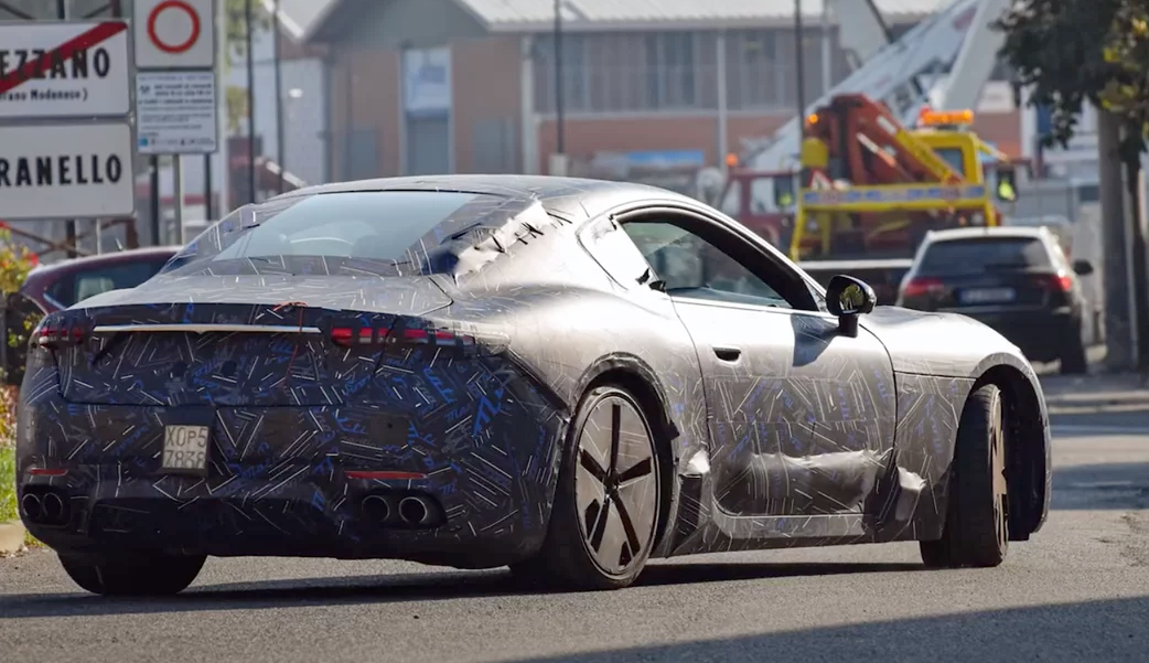Maserati už usilovne testuje nové GT...