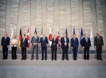 NATO Summit G7 lídri