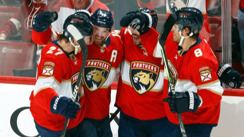 Radosť hráčov Floridy Panthers v NHL.