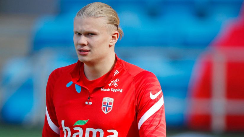 1. Erling Haaland (Nórsko/Borussia Dortmund) -...