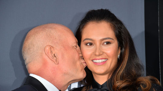 Uvedomuje si Bruce Willis demenciu, ktorou trpí? Od jeho manželky prišla odpoveď