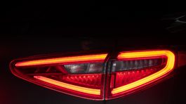 Alfa Romeo Stelvio a Giulia Estrema - 2022