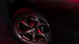 Alfa Romeo Stelvio a Giulia Estrema - 2022
