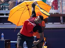 Nick Kyrgios počas lámania rakety na Miami Open.