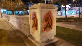 Košice, pamätník, pomaľovaný