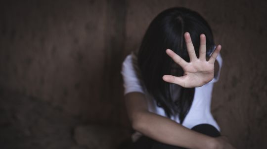 So sexuálnym násilím sa podľa prieskumu stretlo takmer 60 percent Češiek