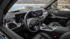 BMW X7 M60i 2023 8