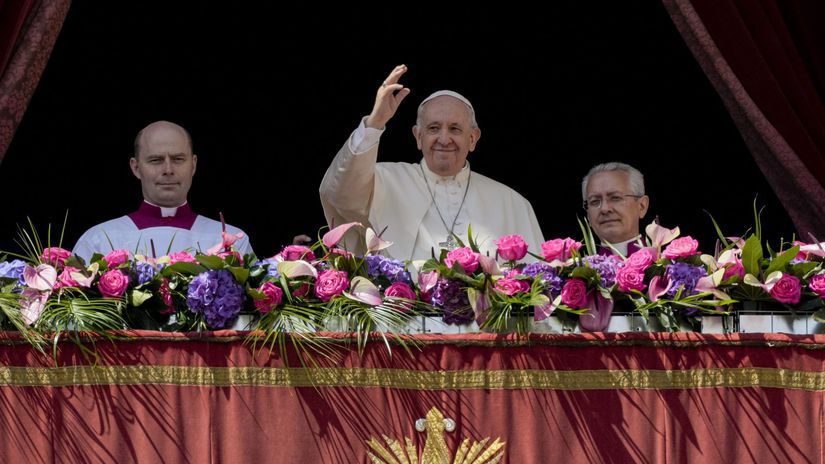 Vatikán pápež Veľkonočná nedeľa omša Urbi et Orbi