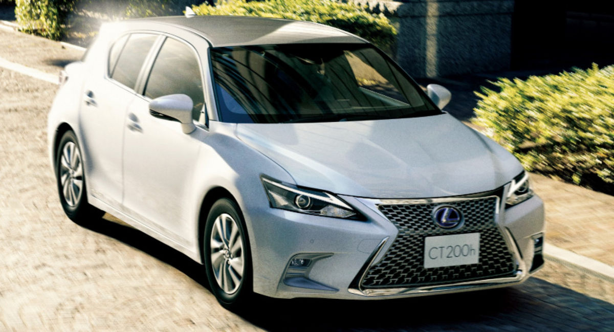 Lexus CT 200h priniesol do prémiovej triedy...
