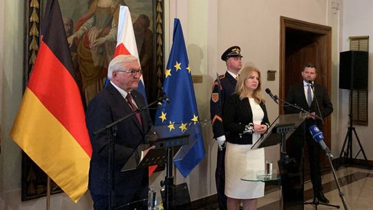 Prezidenti Slovenska a Nemecka stoja za Ukrajinou