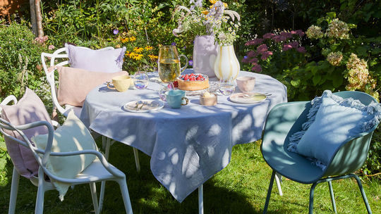 Posedenie na balkóne, inšpirácia podľa WestwingNow