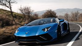 Lamborghini Aventador LP780-4 Ultimae Roadster...