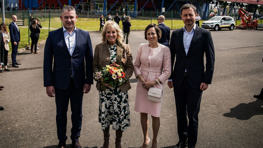 Lucia Hegerová (na snímke druha vpravo) má...