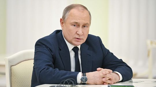 Britská MI6 špekuluje: Putin je možno mŕtvy, na scéne je dvojník