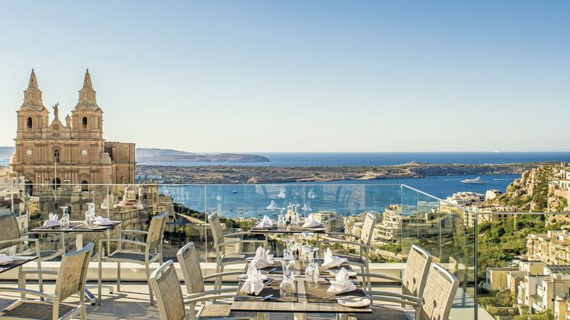 Maritim Antonine Hotel