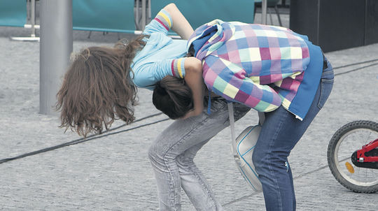 Každé piate dieťa na Slovensku zažíva násilie. Je načase zakázať telesné tresty v rodinách, hovoria odborníci