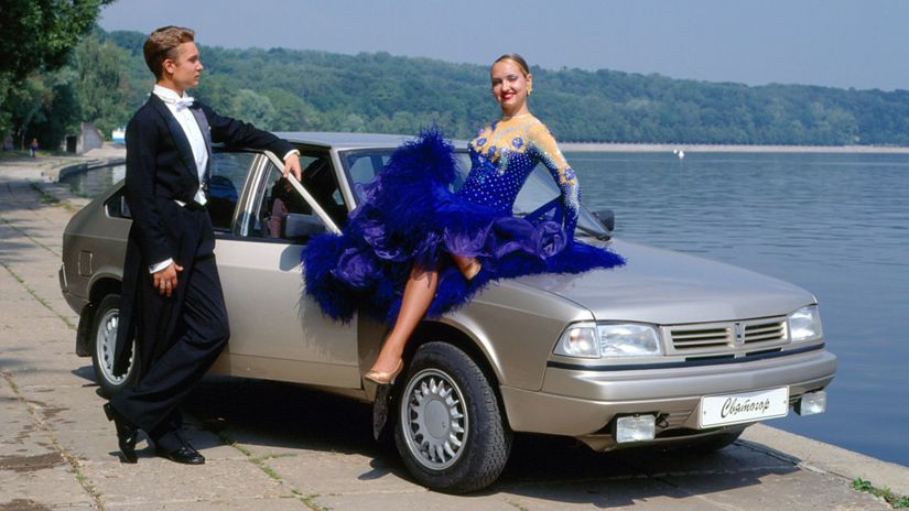 Posledným modelom Moskviča bol Moskvič 214100...
