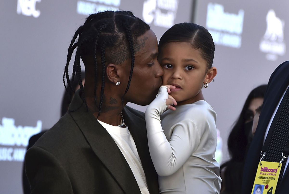 Raper Travis Scott a jeho dcérka Stormi Webster...