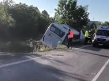 autobus, nehoda, Sládkovičovo
