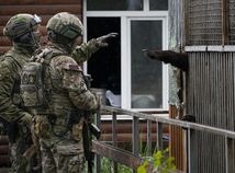 ONLINE: Rusi ohlásili použitie laserových zbraní. Z Azovstaľu evakuovali ďalších vojakov