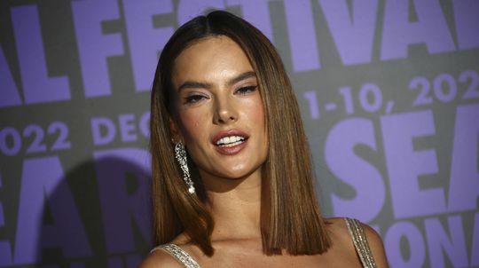 Alessandra Ambrosio počas gala podujatia "Women...