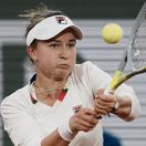 Barbora Krejčíková počas zápasu 1. kola Roland Garros.