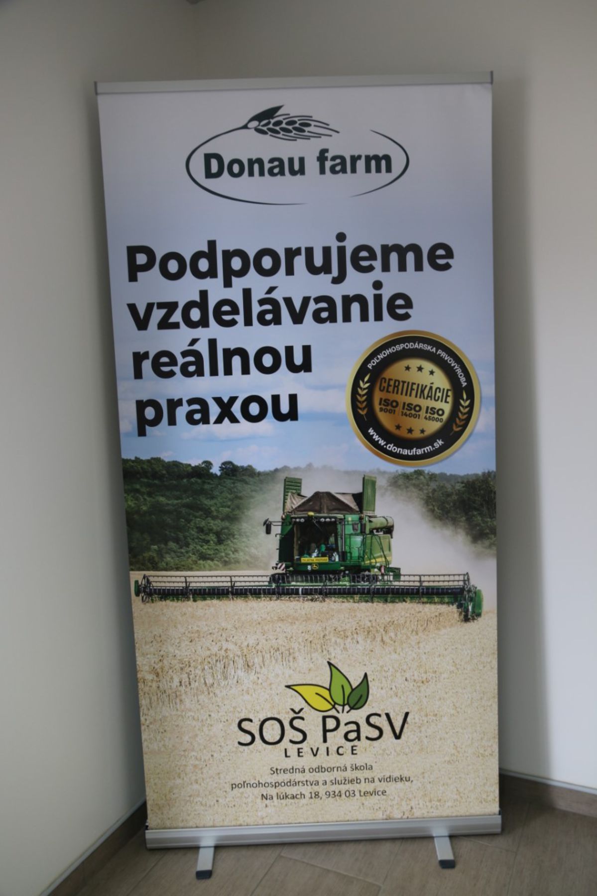 Donau farm DF poskytla levickej strednej škole...